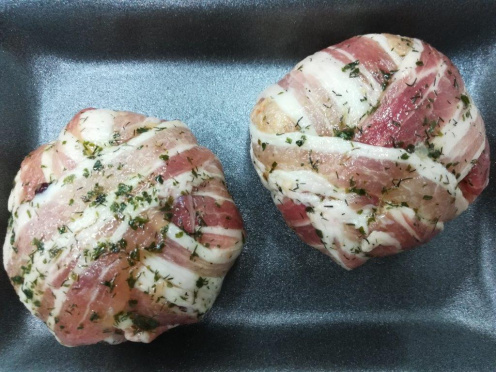 Биточки из мяса птица в беконе охл п/ф, вес/СП Биточки из мяса птица в беконе охл п/ф, вес/СП